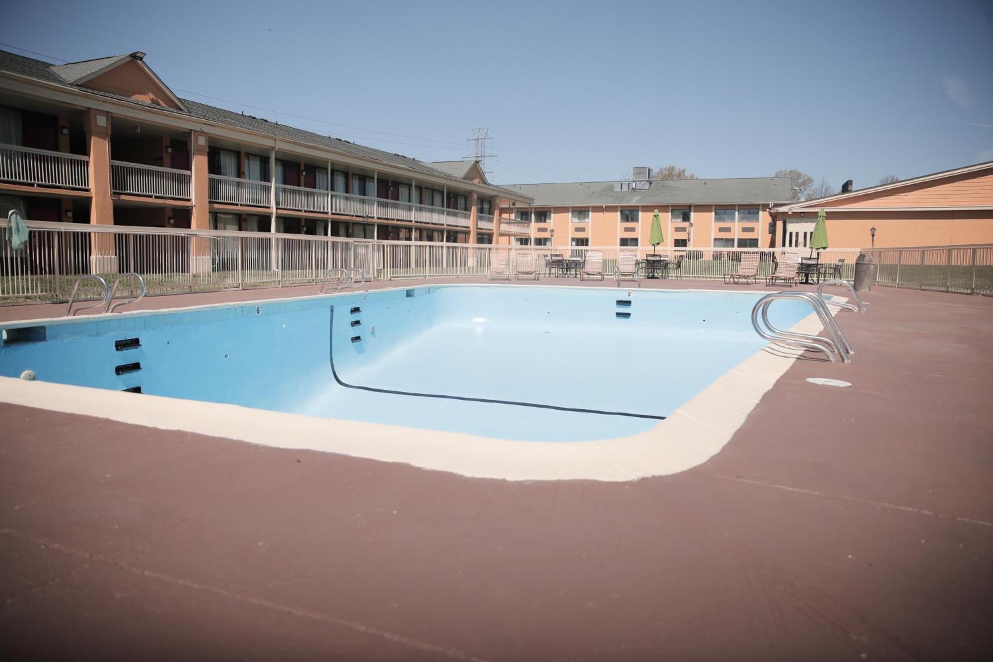 Dayspring Extended Stay Greensboro Exterior foto