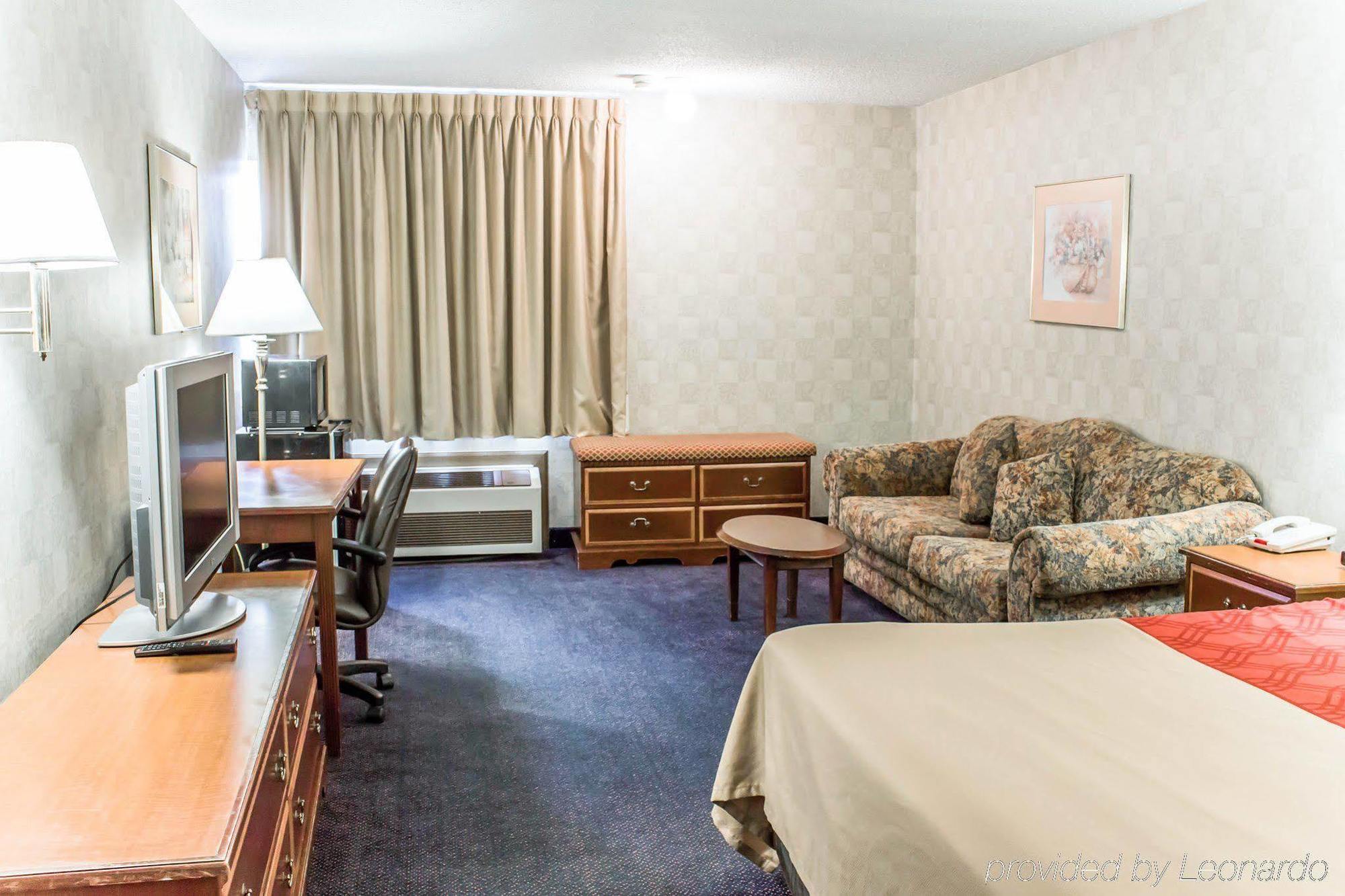Dayspring Extended Stay Greensboro Exterior foto